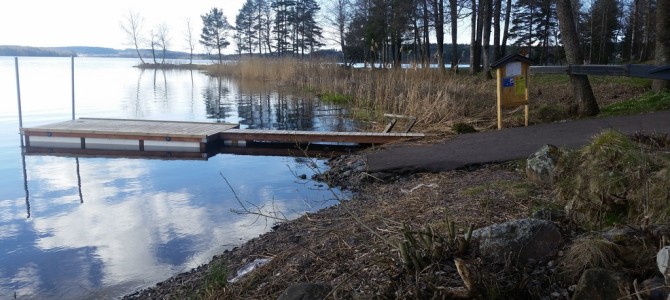 Bryggan & rampen är sjösatta för sommaren